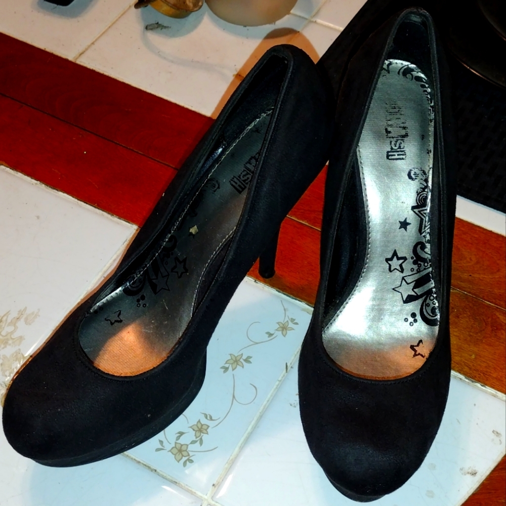 Women's Faux Suede Heels